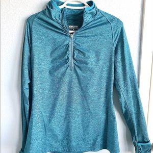 Kirkland signature, size M